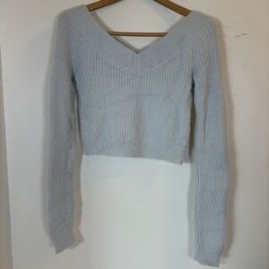 American Eagle Womens M Light Blue Fuzzy Knit Cropped Long Sleeve V-neck Sweater